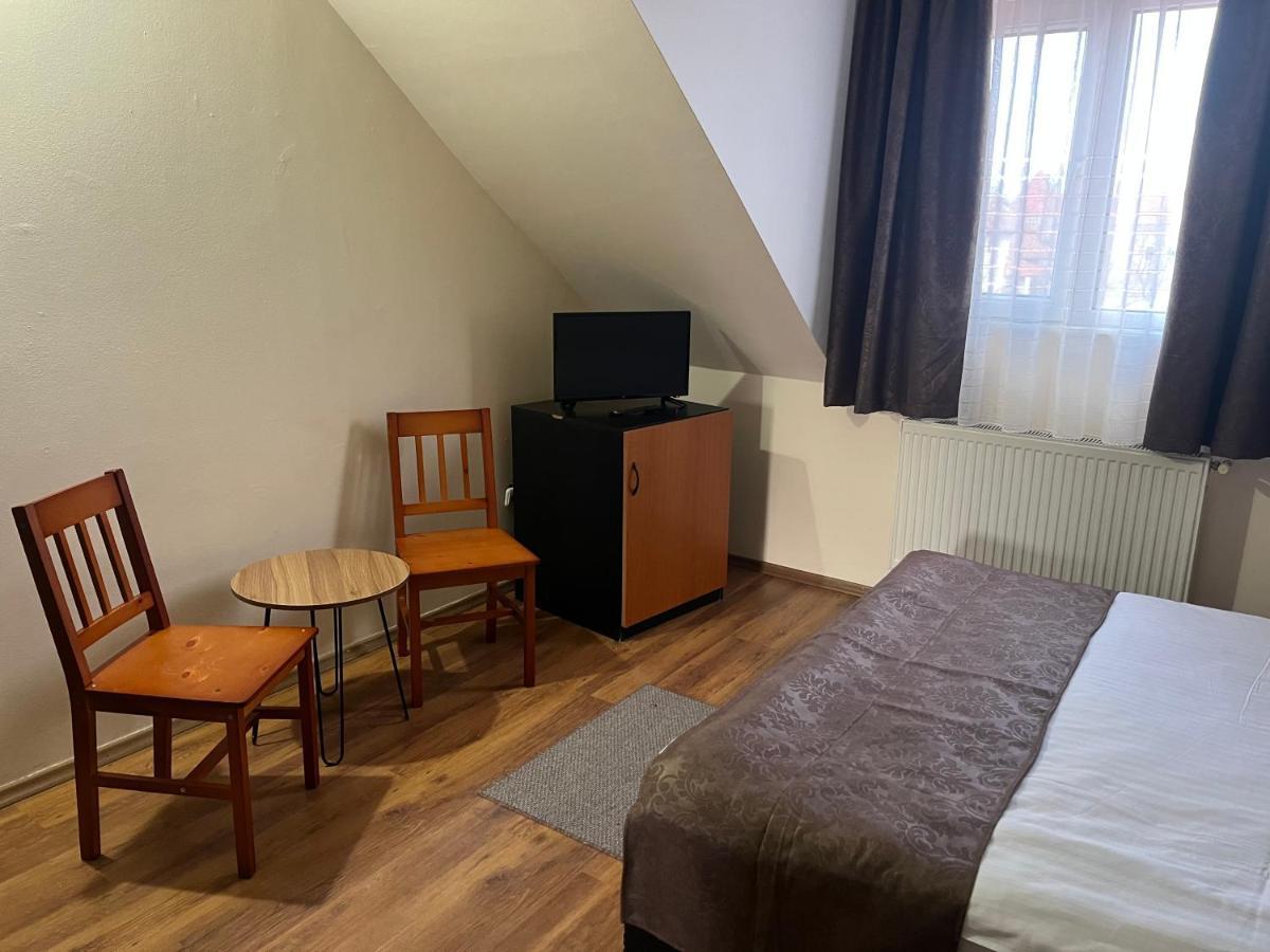 Pensiunea Diana Hotel Fagaras Luaran gambar
